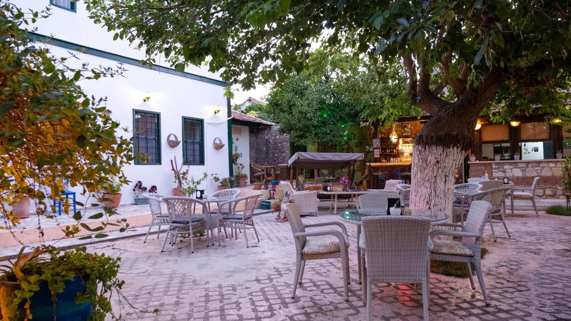 Garden Palace Boutique Hotel Kusadasi Exterior photo